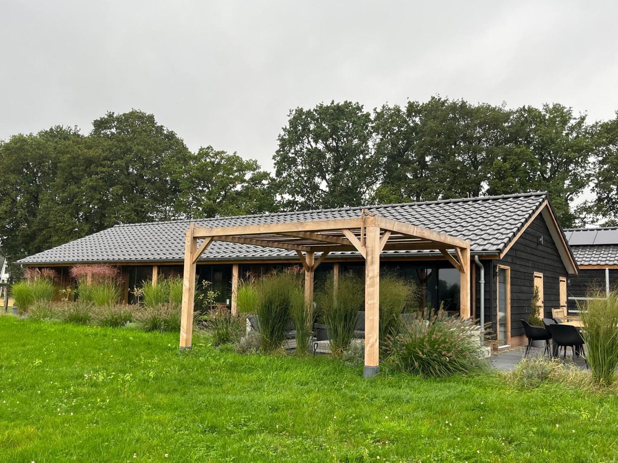 'T Heidepaleis Bed and Breakfast Garderen Eksteriør billede